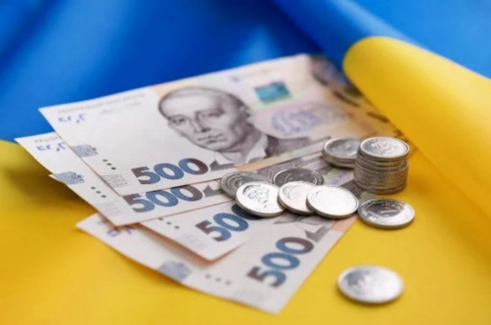 Шмигаль погодив виплати для 180 прифронтових громад: куди підуть гроші