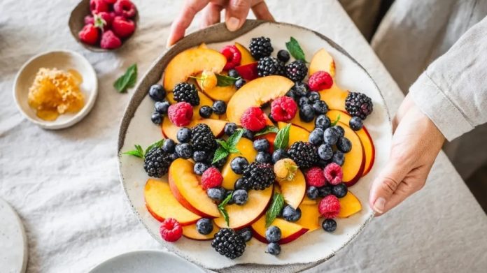Фрукти як основа здорового харчування: користь та поради щодо вживання