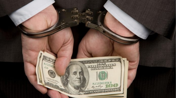 Корупційна схема в Запорізькій області: директор підприємства вимагав кошти за відстрочку від мобілізації