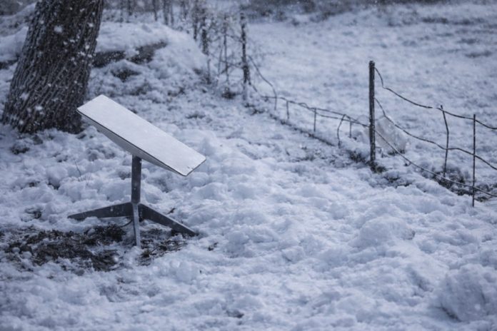 Масові повідомлення про зникнення супутникового зв’язку Starlink у російських ЗМІ