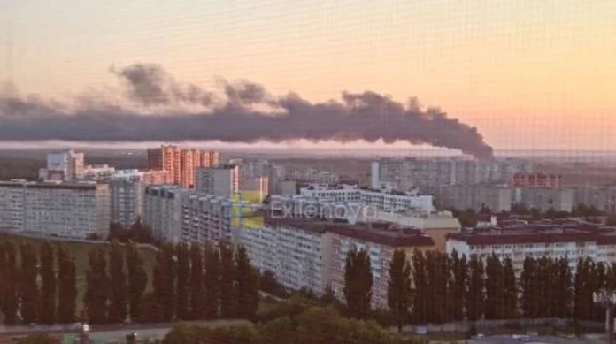 Потужний удар по російській паливній інфраструктурі: дві нафтобази спалахнули після атаки дронів