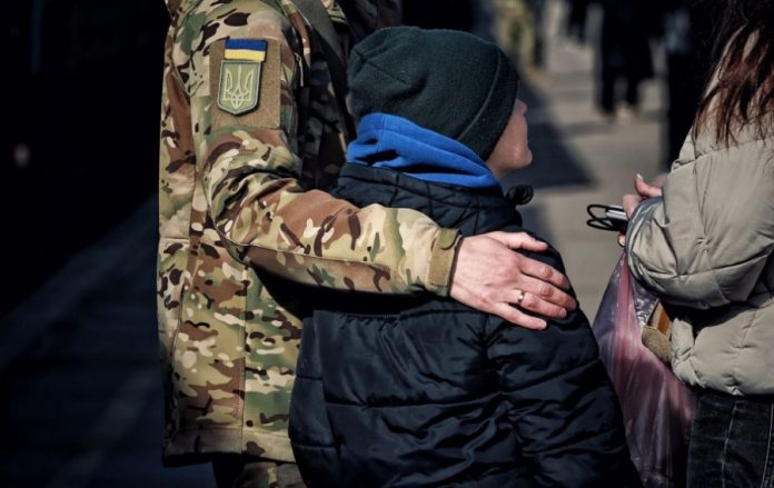 Багатодітним чоловікам необхідно нотаріально доводити утримання дітей для відстрочки від мобілізації