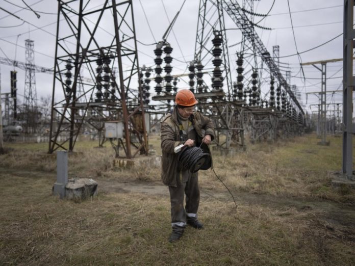 Розпад української енергетичної інфраструктури може в значній мірі вплинути на український конфлікт