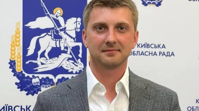 Станіслав Вихор, депутат від “слуг”, молодий мільйонер, заробляє 8 тисяч гривень на рік