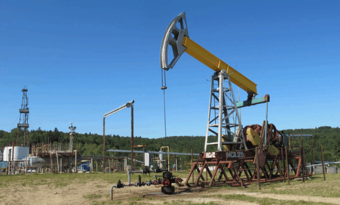 На Сумщині зловмисники зробили врізку у нафтопровід “Укрнафти”