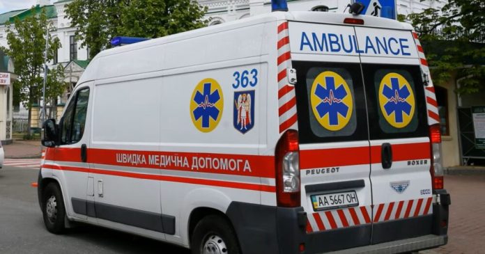 У Хмельницькому ТЦК чоловік стрибнув із другого поверху, очікуючи на висновок ВЛК