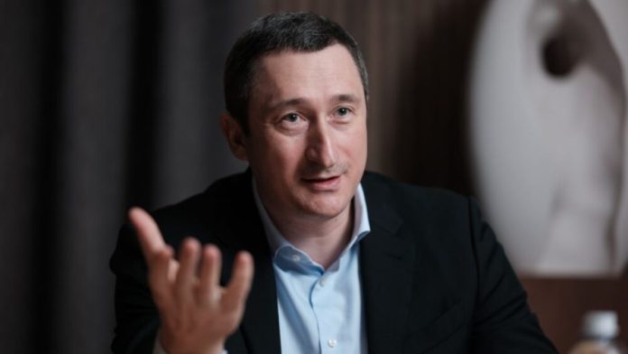 «Крав у свою кишеню»: скандал довкола віце-прем’єра Чернишова