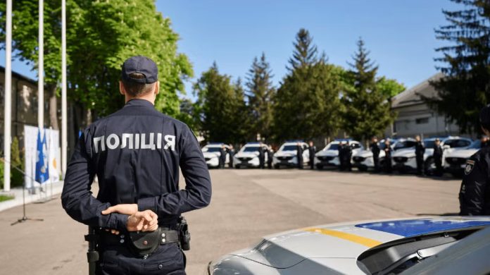 У Хмельницькому чоловік під наркотиками обікрав кав’ярню під час комендантської години