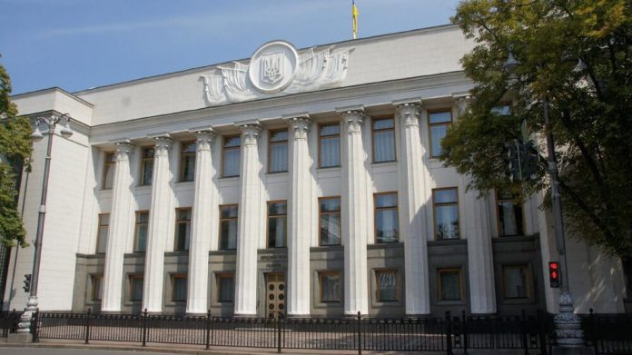 У Раду внесено законопроєкт про переведення співробітників спецслужб до ЗСУ