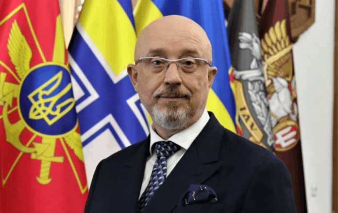 НАБУ провело обшук в ексміністра оборони Резнікова у справі про закупівлі для армії