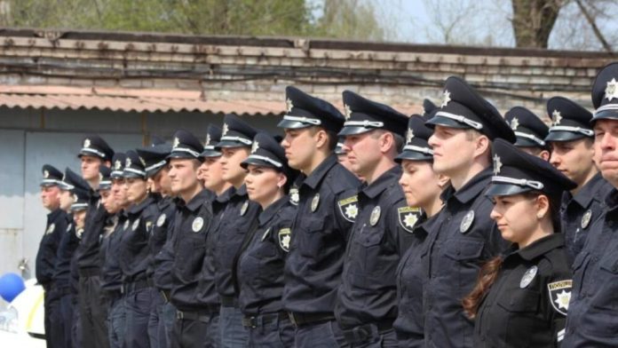 Проєкт Кабміну передбачає очищення поліції від колишніх правопорушників