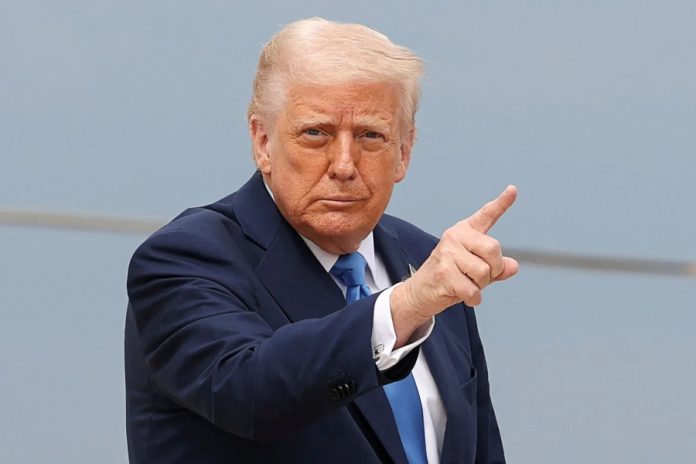 Трамп про ситуацію в Україні: Росія і Україна мають залишити все, як є зараз