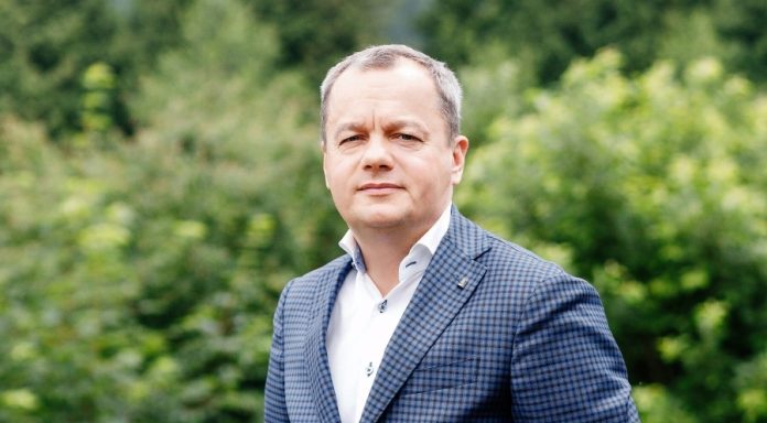 Юрій Доскіч: корупційний скандал та можливе кримінальне провадження через недостовірні дані в декларації Юрій Доскіч: корупційний скандал та можливе кримінальне провадження через недостовірні дані в декларації