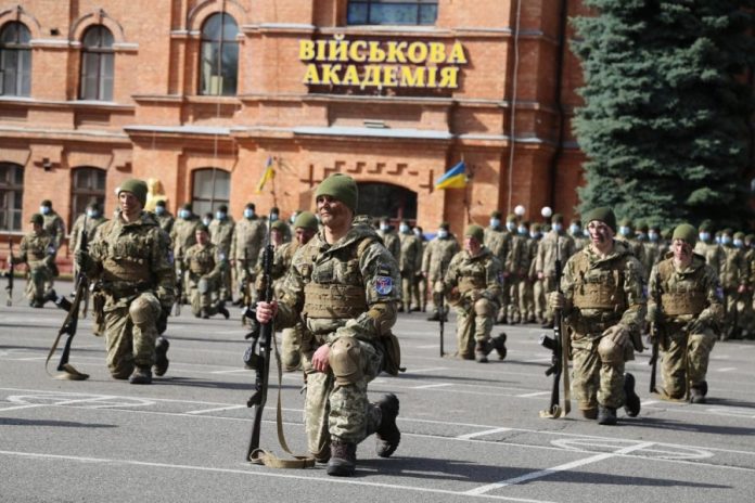 Скандал в Одеській військовій академії: начальник курсу викритий у вимаганні грошей у курсантів