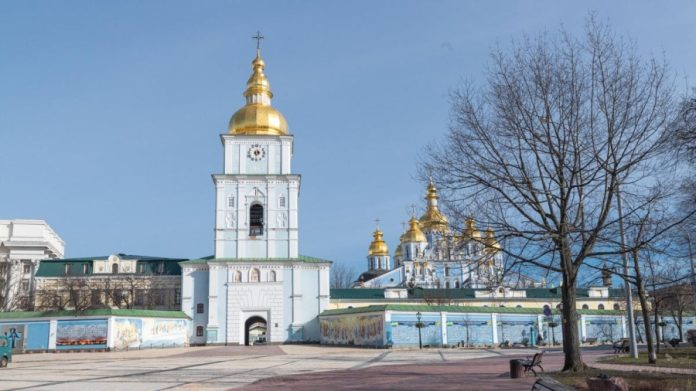 10 грудня: церковні вшанування, міжнародні події та народні традиції цього дня