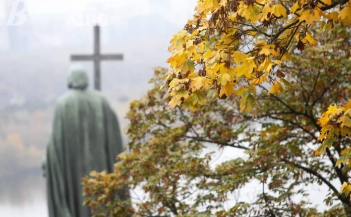 Антициклон принесе суху та вітряну погоду: прогноз для України на суботу