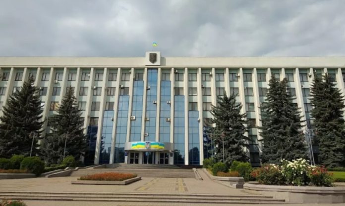 Масштабна реконструкція зруйнованого будинку в Умані: державні витрати та строки відновлення