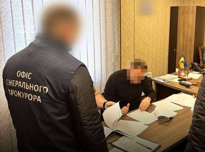 Службова недбалість у тилу: посадовця квартирно-експлуатаційного управління підозрюють у збитках для оборони