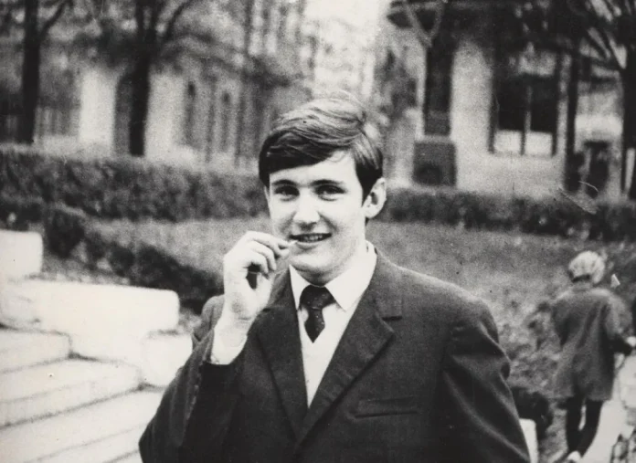 Пам'ять про Володимира Івасюка: таємниця його смерті та могила у Львові