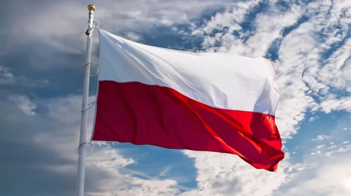 Польща може позбавити сотні українських лікарів права на медичну практику через мову