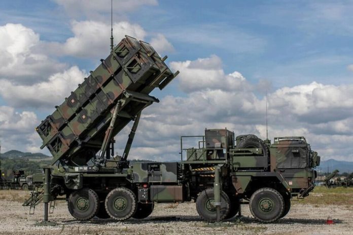 США попереджають про можливі затримки в постачанні зброї для Європи та України