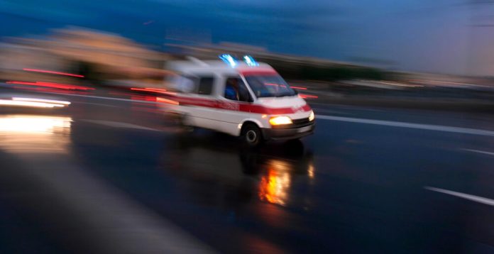 Атака російського дрону на швидку допомогу в Херсоні: постраждали медики