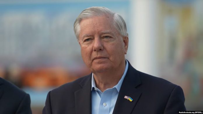 Сенатор США Ліндсі Грем помер після раптової хвороби